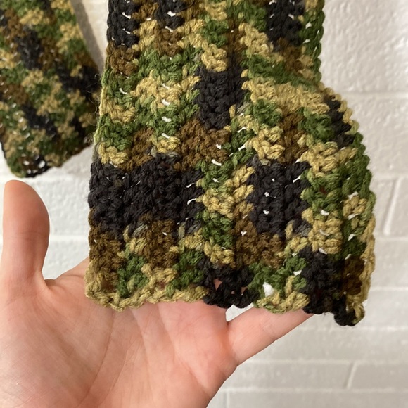 NEW Handmade 72” Camo Crochet Knit Scarf Yarn 4.5 inch wide 6 feet long Punk - Picture 3 of 5